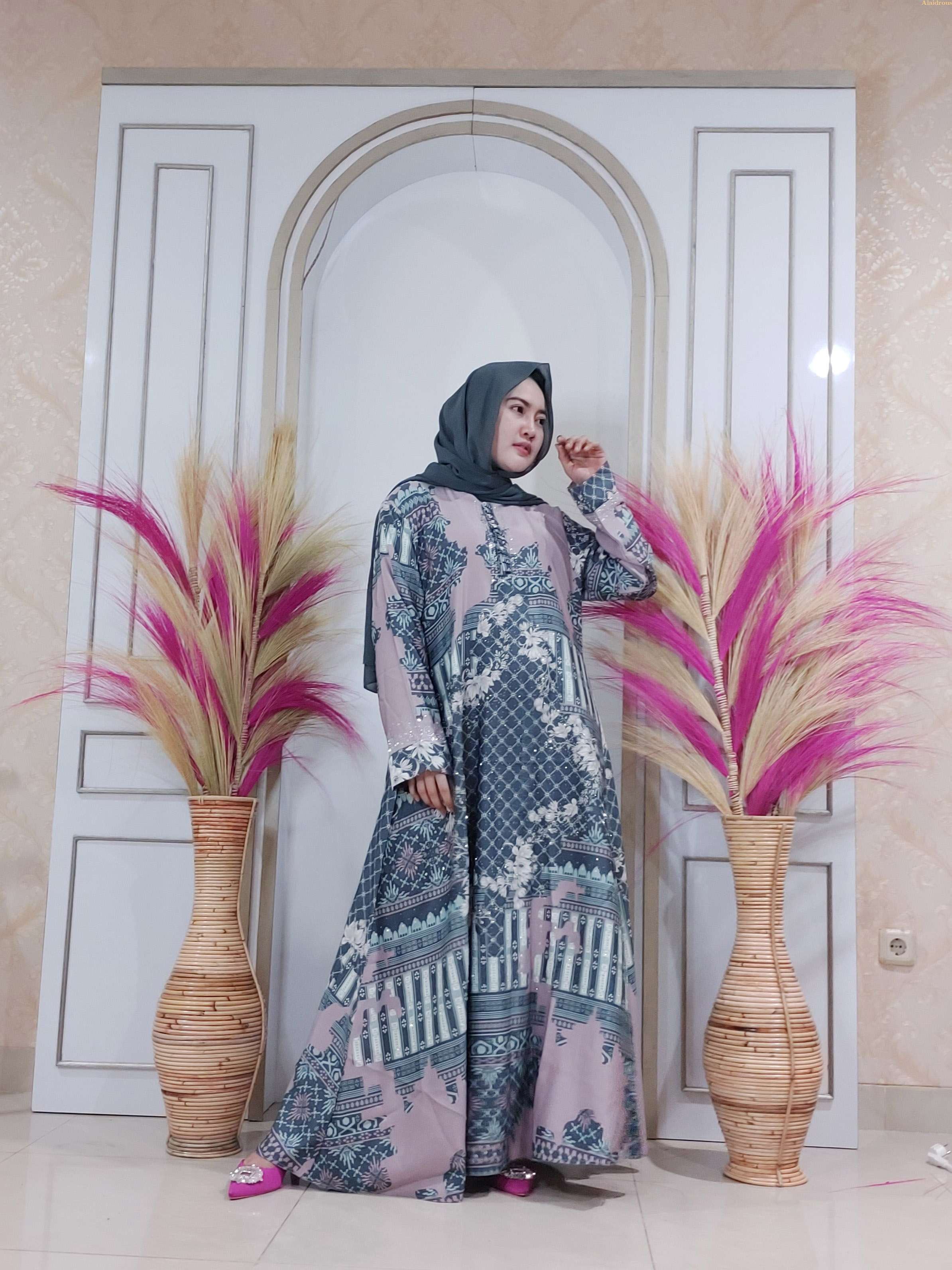 Zerrin Butterfly Abaya