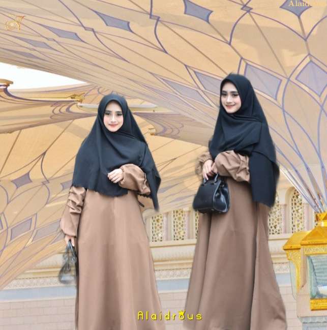 Abaya Arum